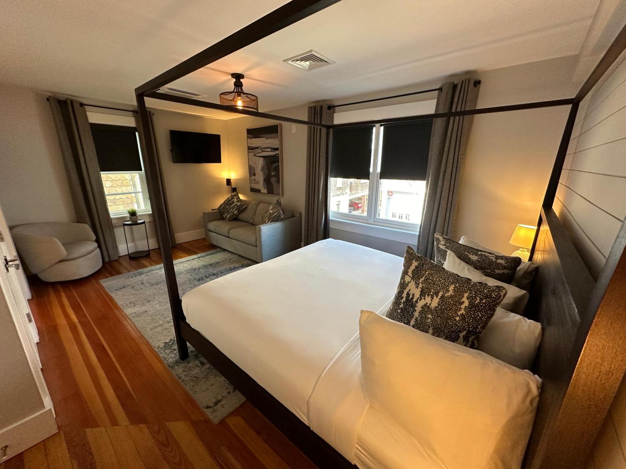 Entire Modern 7 Unit 7 Bath Boutique Inn Ньюпорт Экстерьер фото